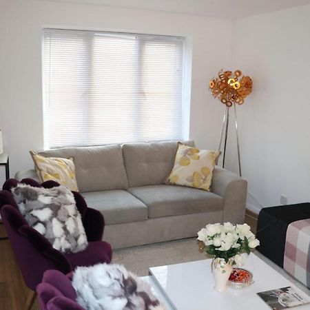 Cosy & Lovely Guesthouse With Free Parking & Close To Station Erith Exterior photo